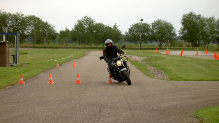 stijgend aantal motorrijlessen