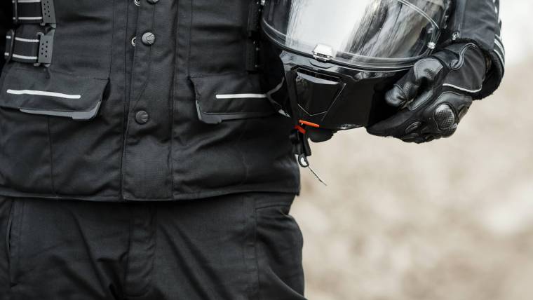 Vanaf 1 januari 2025 aangepaste kledingeisen motorexamens